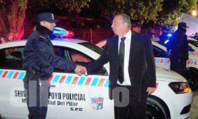 El gobierno present� patrulleros y anunci� m�s c�maras