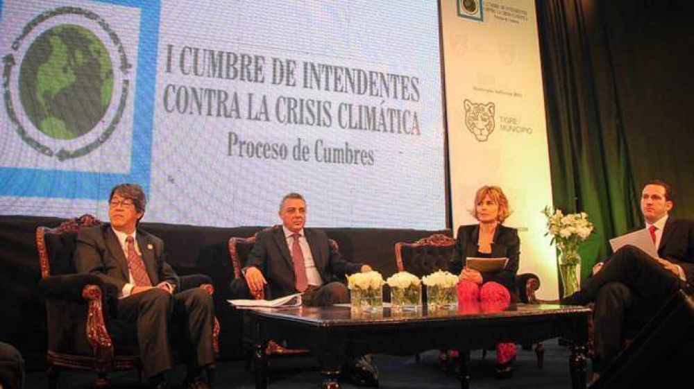 Intendentes en C�rdoba, contra la crisis clim�tica