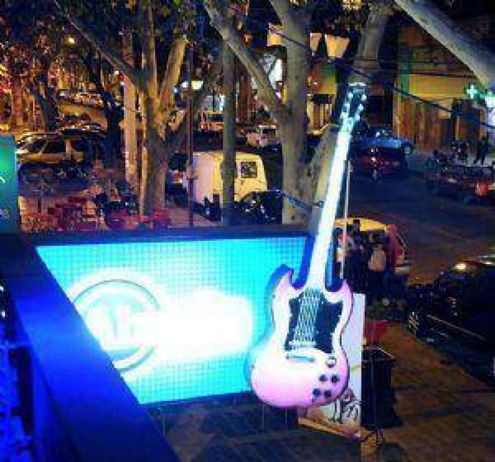 Vecinos se oponen a que funcionen discotecas en Ar�stides Villanueva