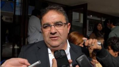 Brizuela, Jalil y Guzm�n lideran la encuesta de imagen positiva