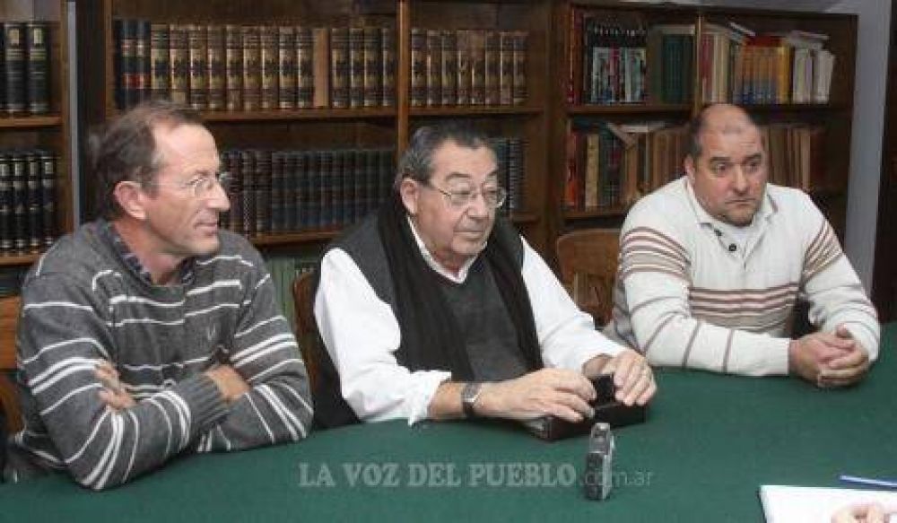 Brito dio explicaciones sobre la tala en Claromec�