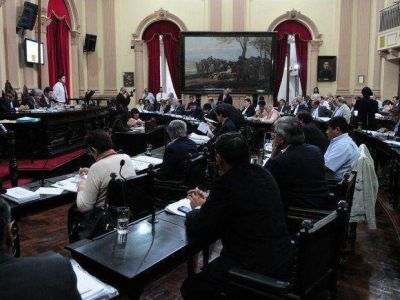 La oposici�n le pidi� a Godoy que rinda cuentas de la plata