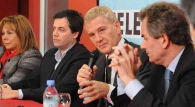 "Muchas instituciones democr�ticas hoy est�n amenazadas"