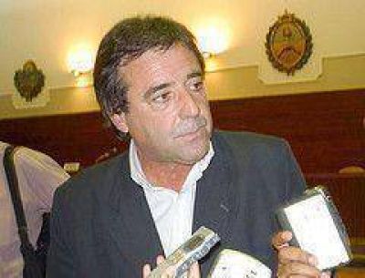 Bernis: �la Corte le puso freno a la construcci�n de un poder hegem�nico�