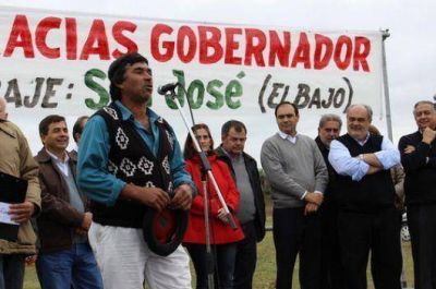 Ricardo inaugur� 5.700 metros de electrificaci�n