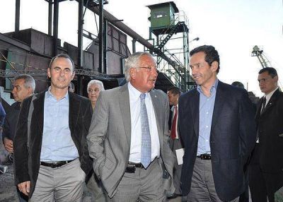 La Esperanza: Fellner destac� la decisi�n presidencial de asegurar la fuente de trabajo