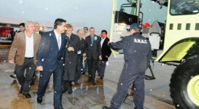 Capitanich anunci� la refacci�n del Cuartel de Bomberos