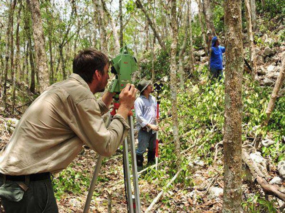Hallan en M�xico una antigua ciudad maya