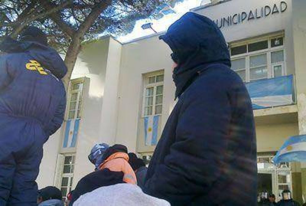 Un d�a donde el caos y los cortes de rutas se apoderaron de Comodoro