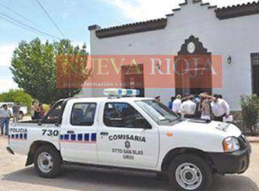 Ex polic�a habr�a filmado escenas de sexo con una menor y fue detenido