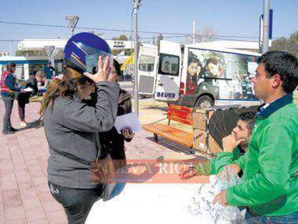 Los cascos tendr�n impreso el dominio de la motocicleta