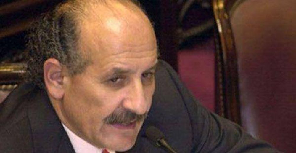 Yoma mand� a estudiar a jueces y diputados riojanos