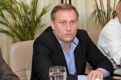 Avil�s: "Carlos Paz cuenta con un proyecto ambiental serio"