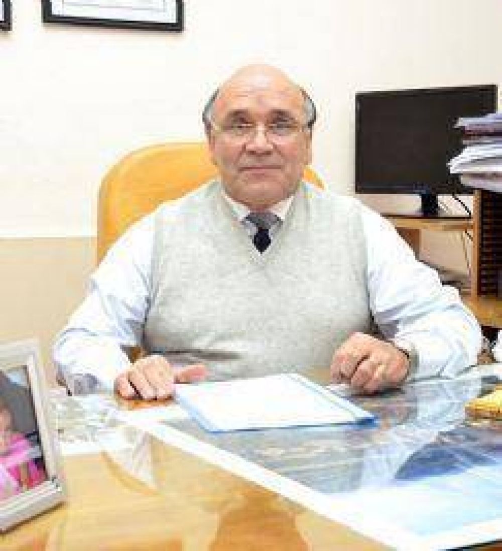 Municipios proyectar�n una ley para regular el r�o