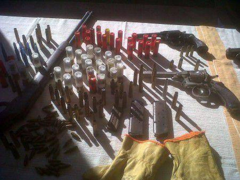 Por un robo en Cort�nez, detienen a un ex integrante de la banda de los �12 ap�stoles�