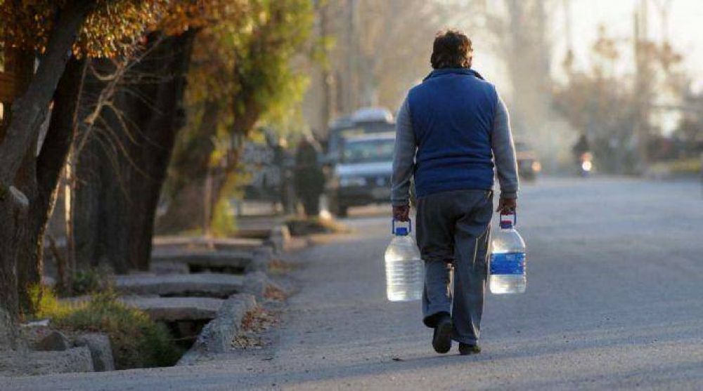Algarrobal: 10 mil vecinos llevan 6 meses sin agua