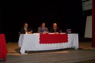 El Vicegobernador presidi� el acto del Encuentro Regional de las tecnolog�as de la informaci�n