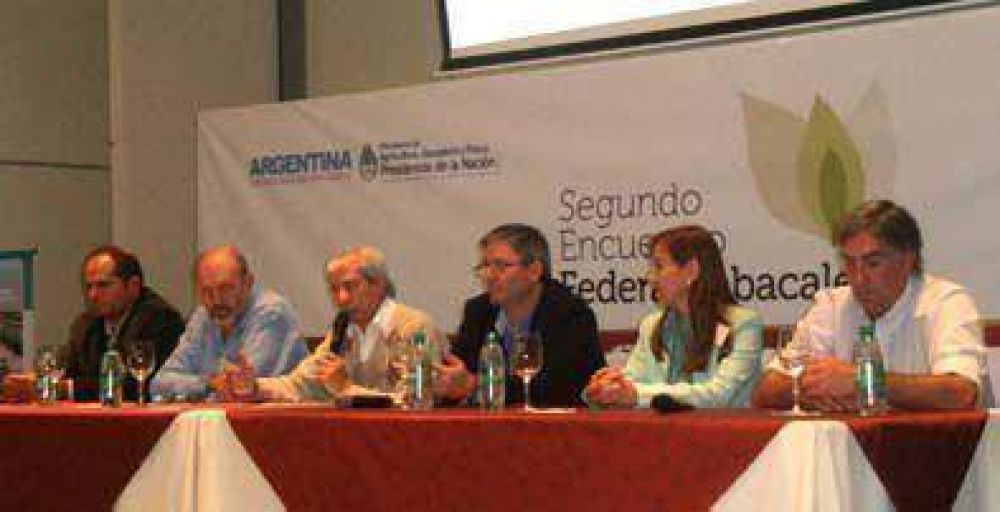 Tabacaleros juje�os recibir�n recursos