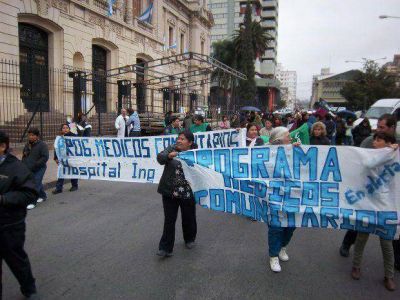 M�dicos comunitarios