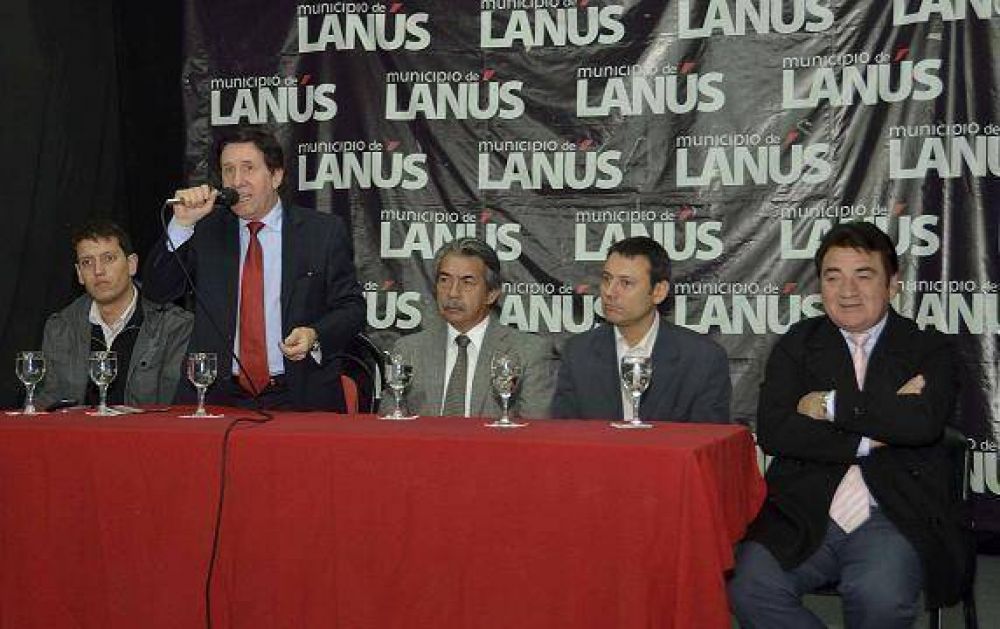 "RIESGOS EN EL HOGAR ENTRE LAS PERSONAS MAYORES"