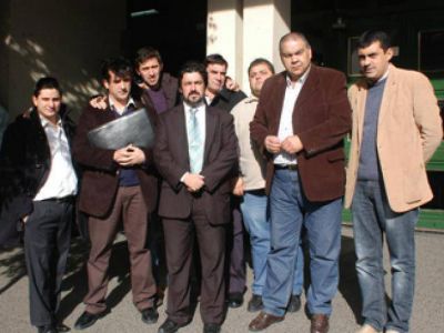 La oposici�n ratific� la denuncia para investigar la contrataci�n de Microzite