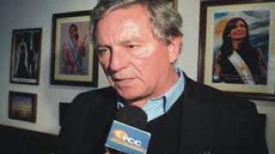 Dusso acus� a Brizuela del Moral de abandonar 80 obras y lo desafi� a �que se presente a la Justicia�