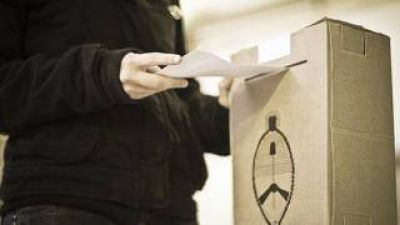La Justicia Electoral confirm� la presentaci�n de listas para el 22 y anunci� la habilitaci�n de nuevas escuelas