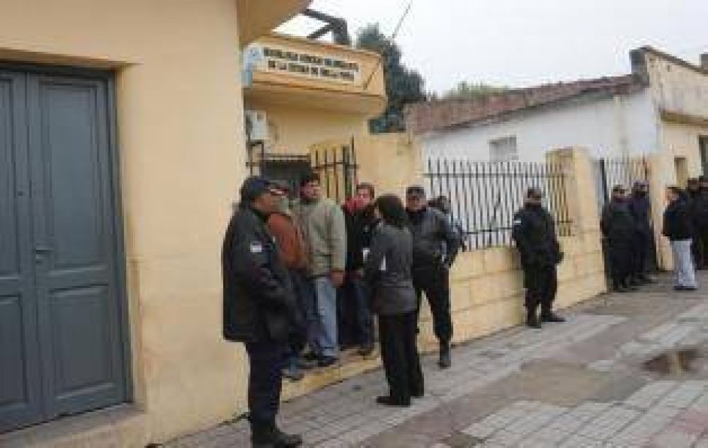Excluyen a un edil oficialista, que acus� de "corrupto" a Espeche