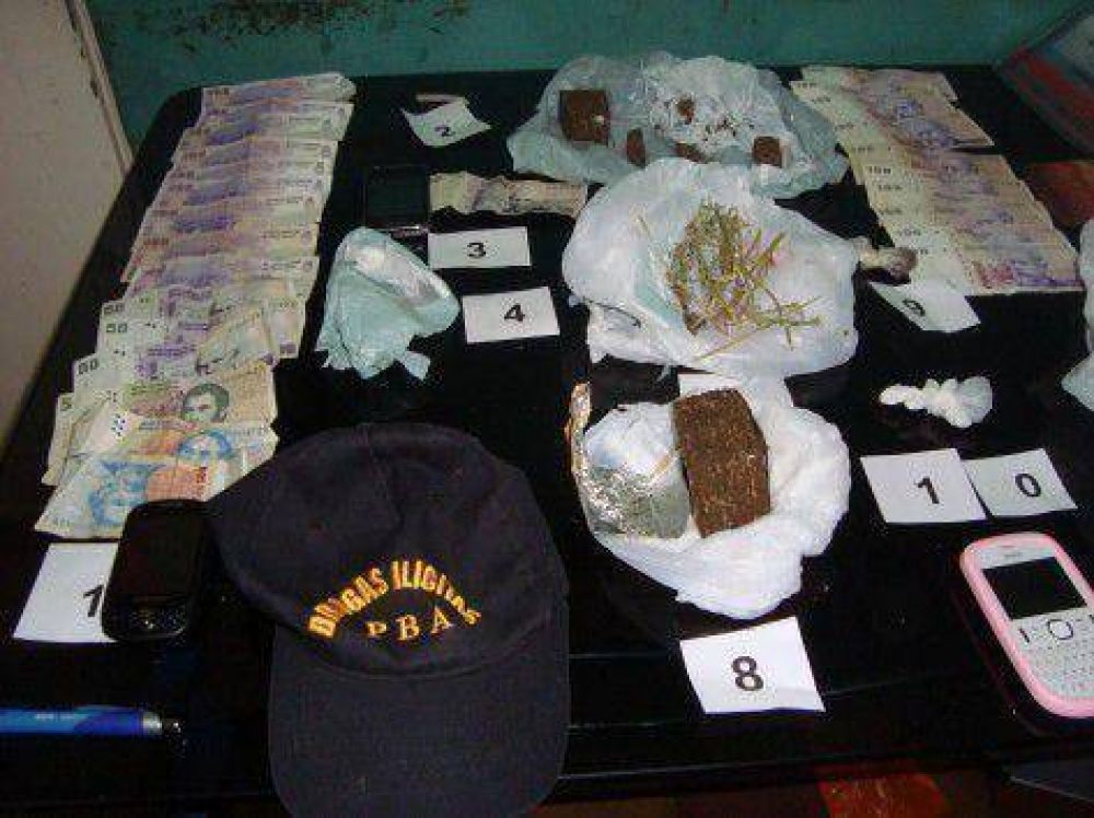 Procedimiento antidroga en barrio Belgrano de Jun�n
