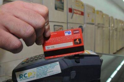 "Poliladron" rob� una tarjeta de cr�dito, se fue de compras y lo descubrieron