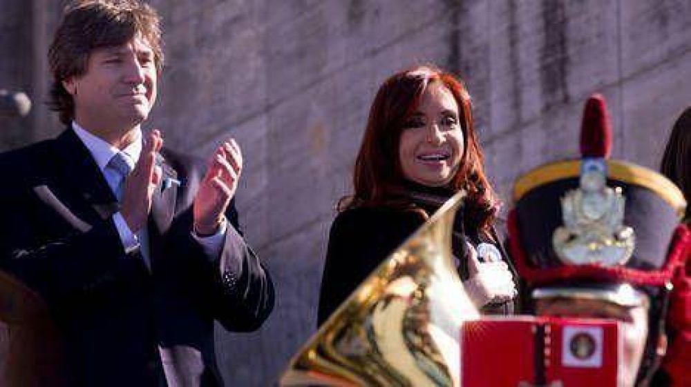 Cristina: �No ser�a extra�o que nos dicten una cautelar y no nos dejen elegir Presidente"
