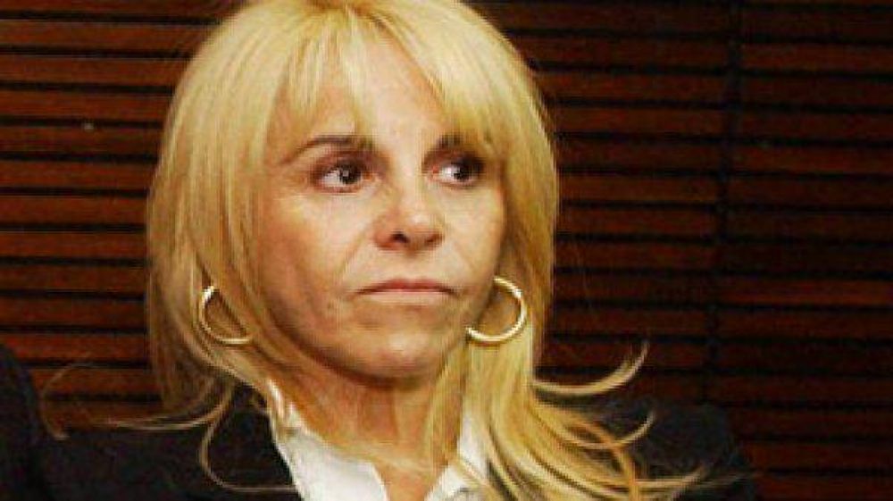 Claudia Villafa�e rompi� el silencio y habl� de Ver�nica, Roc�o y Diego