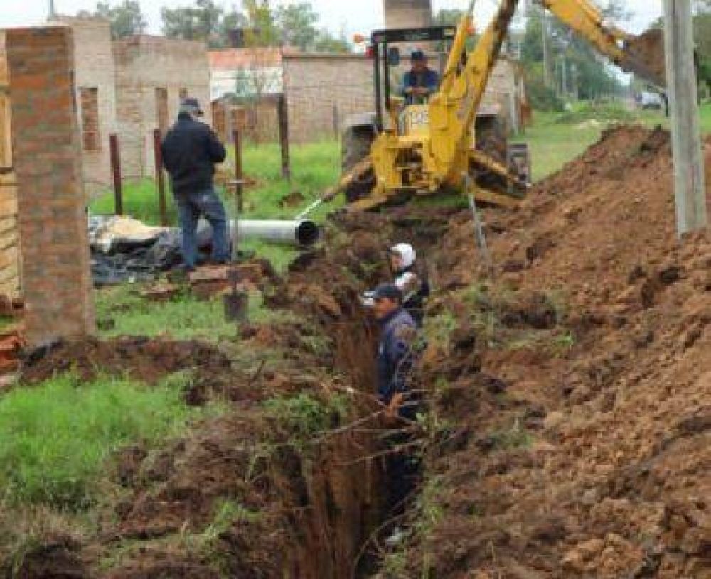 Comenz� la construcci�n del acueducto de Presidencia de la Plaza