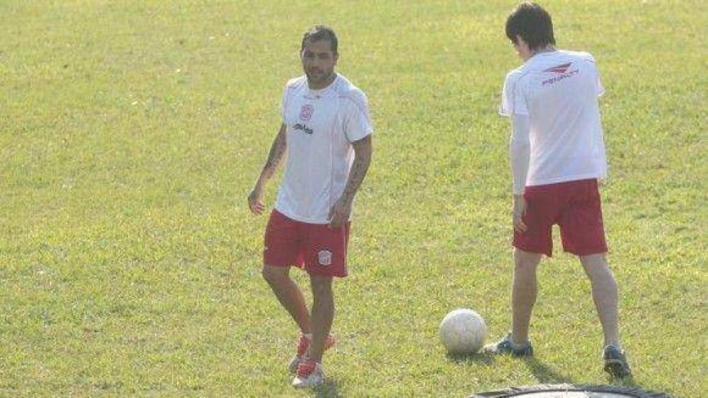 El �Santo� va en busca de la haza�a para llegar a la final