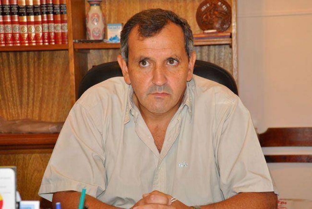 Sevilla dice que Convergencia y el vernismo "suelen ser bastante pl�sticos"