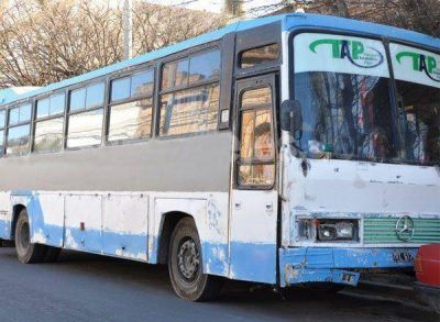 Tragedia en Pig��: un motociclista muri� arrollado por un colectivo