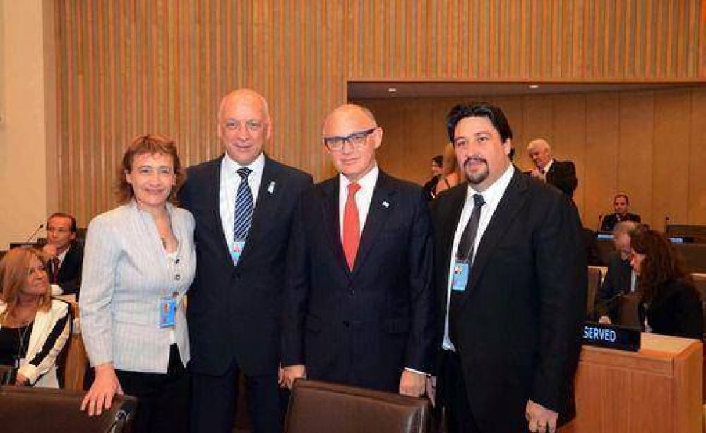 Closs acompa�� a Timmerman en la ONU en reclamo por Malvinas