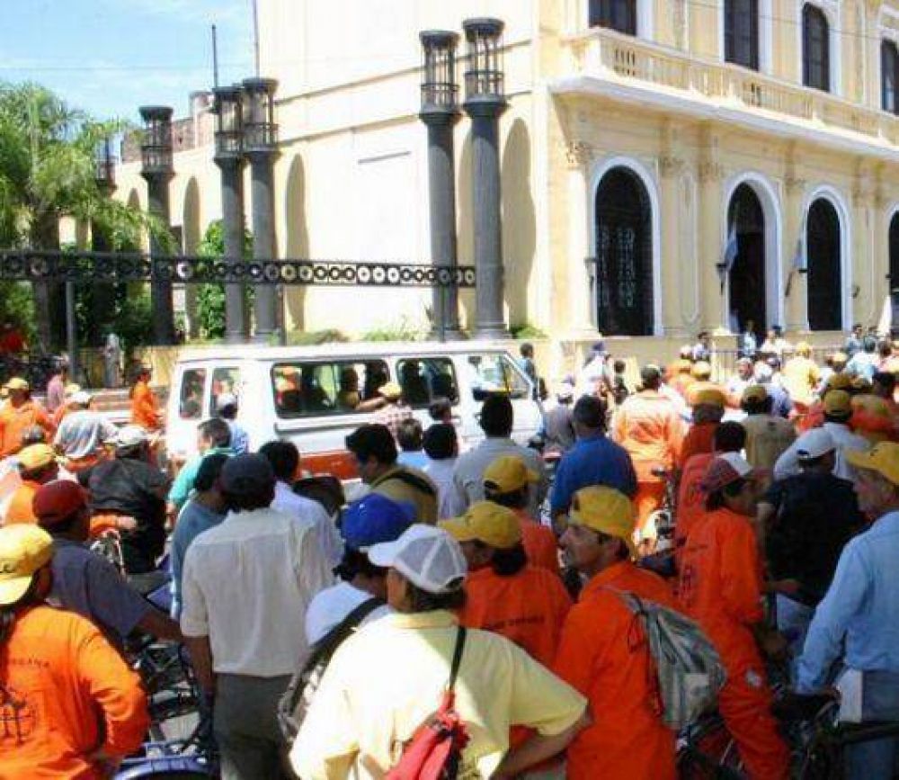 Camau busca conformar a las fracciones gremiales