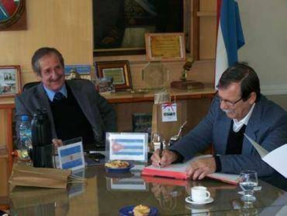 Se sostendr� el intercambio con la Rep�blica de Cuba