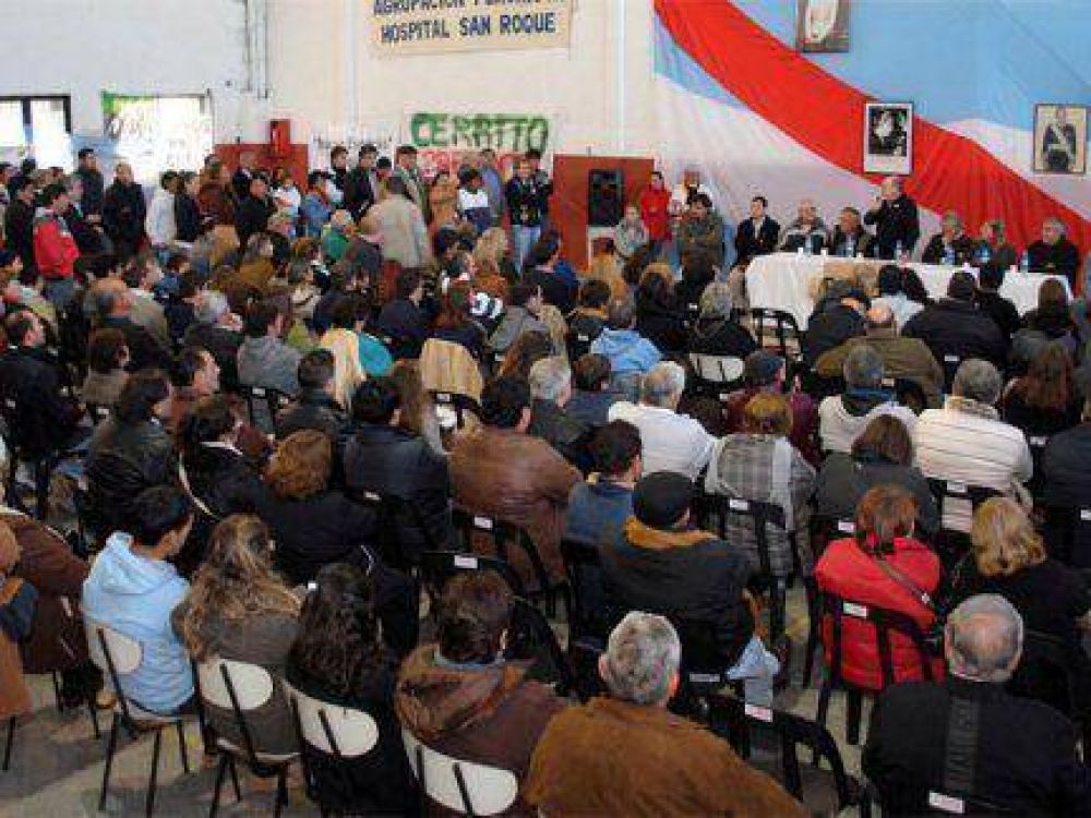 Reuni�n del FEF en Paran�: �No soy de izquierda ni derecha, soy peronista�, dijo Busti 