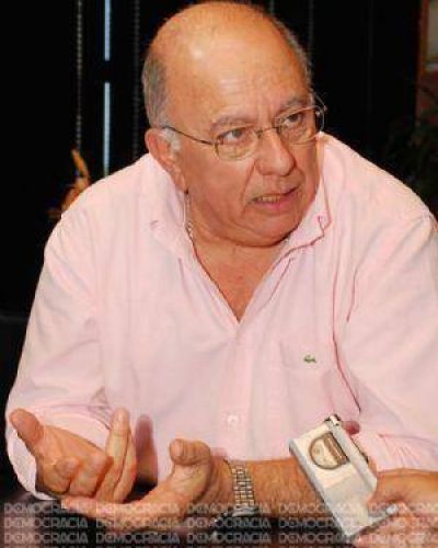  Henestrosa se �baj� del comicio por posible acuerdo Meoni-Massa