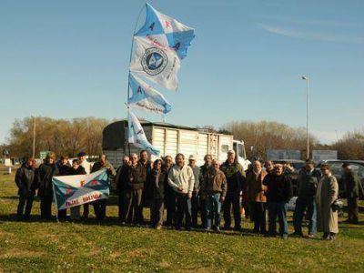 Los productores volvieron a la ruta y le reclamaron al Gobierno el di�logo 