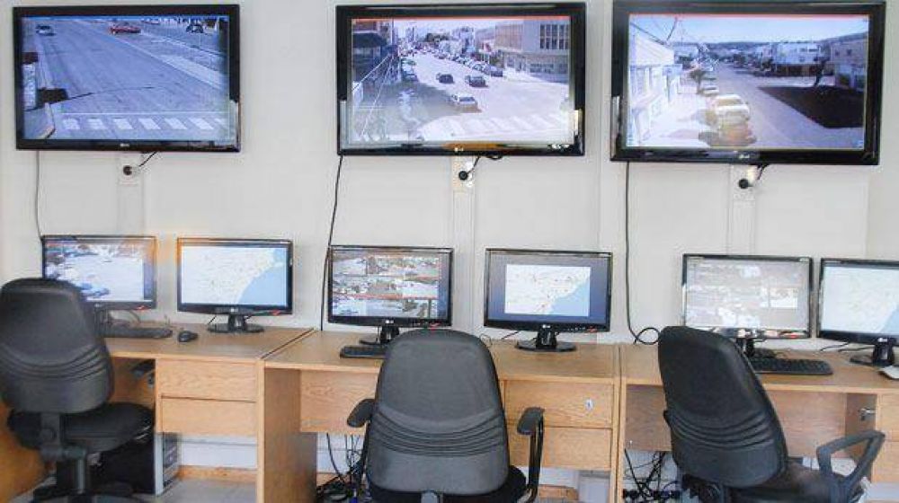 Analizan el monitoreo con video de jardines, guarder�as y geri�tricos