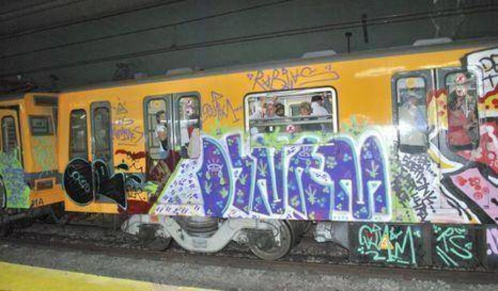 Proponen multar a quienes hagan graffitis