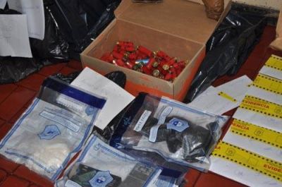 Dictan prisi�n preventiva a acusados de integrar una red de venta de drogas