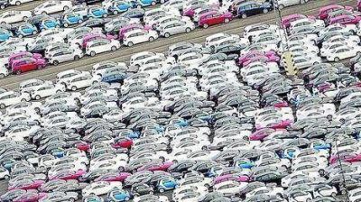 Por la crisis, la venta de autos en Europa cae a su peor nivel en 20 a�os