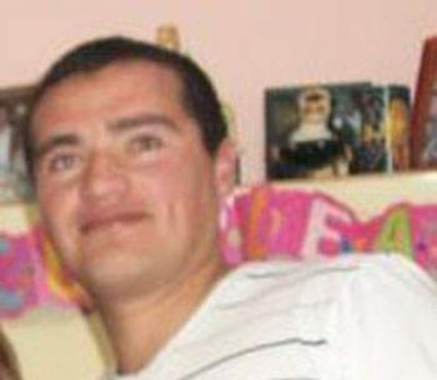 En Rojas encuentran a un hombre muerto, quemado y con signos de haber sido degollado