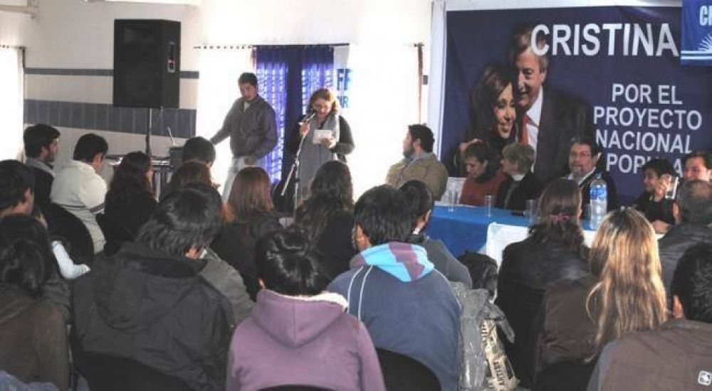 Proclaman a N�stor Fant�n como candidato a diputado provincial