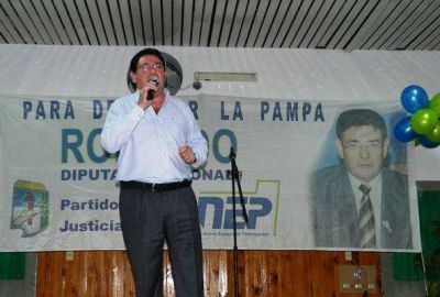 Jorge le pidi� a Robledo que baje la lista: le respondi� que no
