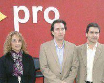 Hoy vence el plazo para presentar listas y ya hay candidatos confirmados en casi todos los frentes electorales
